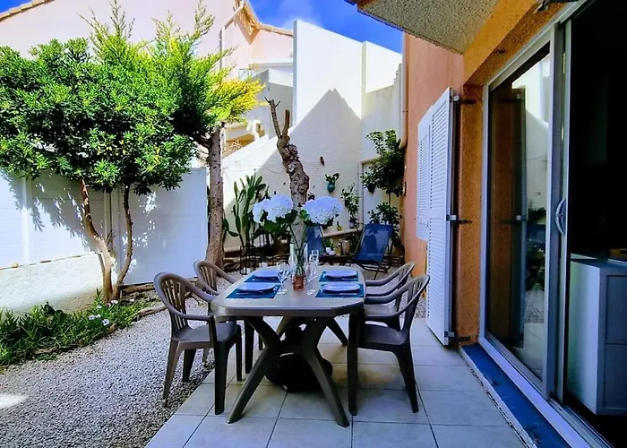 Le Marine Rez De Jardin Direct Parking Prive Climatise Apartman *